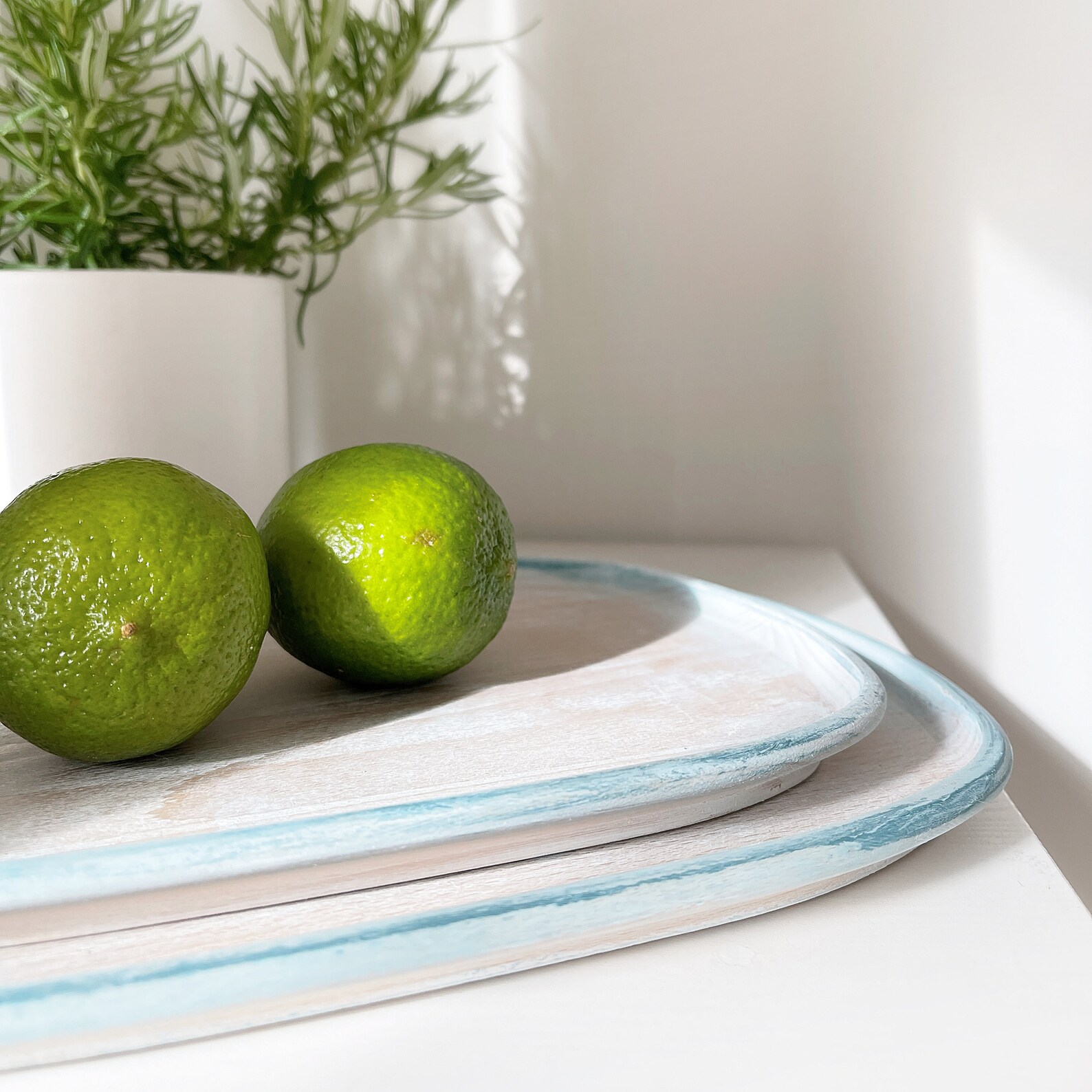 Set von 2 weiß getünchten HolzSchalen Holzschalen für Dekor | Etsy