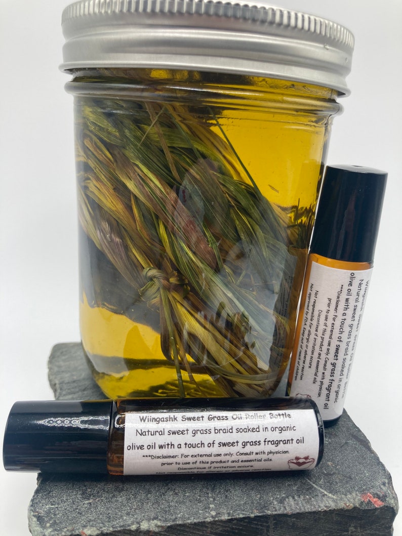 10 ml Wiingashk Sweet Grass Roller Bottle Oil image 1