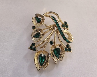 Vintage Coro Vilencia Brooch