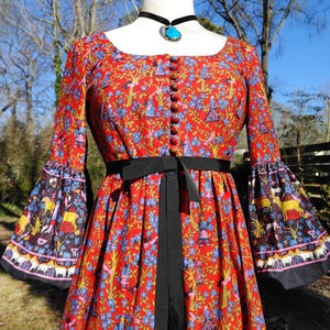 1970s Miss Elliette Folk Animals Tree Print Peasant Maxi Dress cottagecore farmcore 70s prairie bell sleeve gunne sax STYLE cotton blend