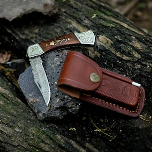 Handmade Folding Knife, Damascus Pocket Knife With Rosewood Handle, Groomsmen Gift, Anniversary Gift .