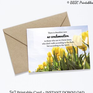 Afdrukbare kaart -Romeinen 8:1- 5x7 blanco binnenkaart - INSTANT DOWNLOAD, gele tulp christelijke schrift afdrukbare kaart, 5x7 geen veroordeling