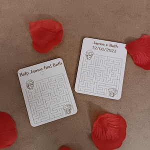 Gepersonaliseerde tafeldecoratie, gepersonaliseerde huwelijksbedankje, huwelijksspelletjes, huwelijksbedankjes voor gasten, huwelijkstafelspelen, doolhofspel