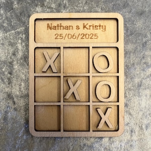 Personalised wedding favours, Wedding favours for guests, wedding games, table decorations for wedding, wedding table games, 3D tic tac toe