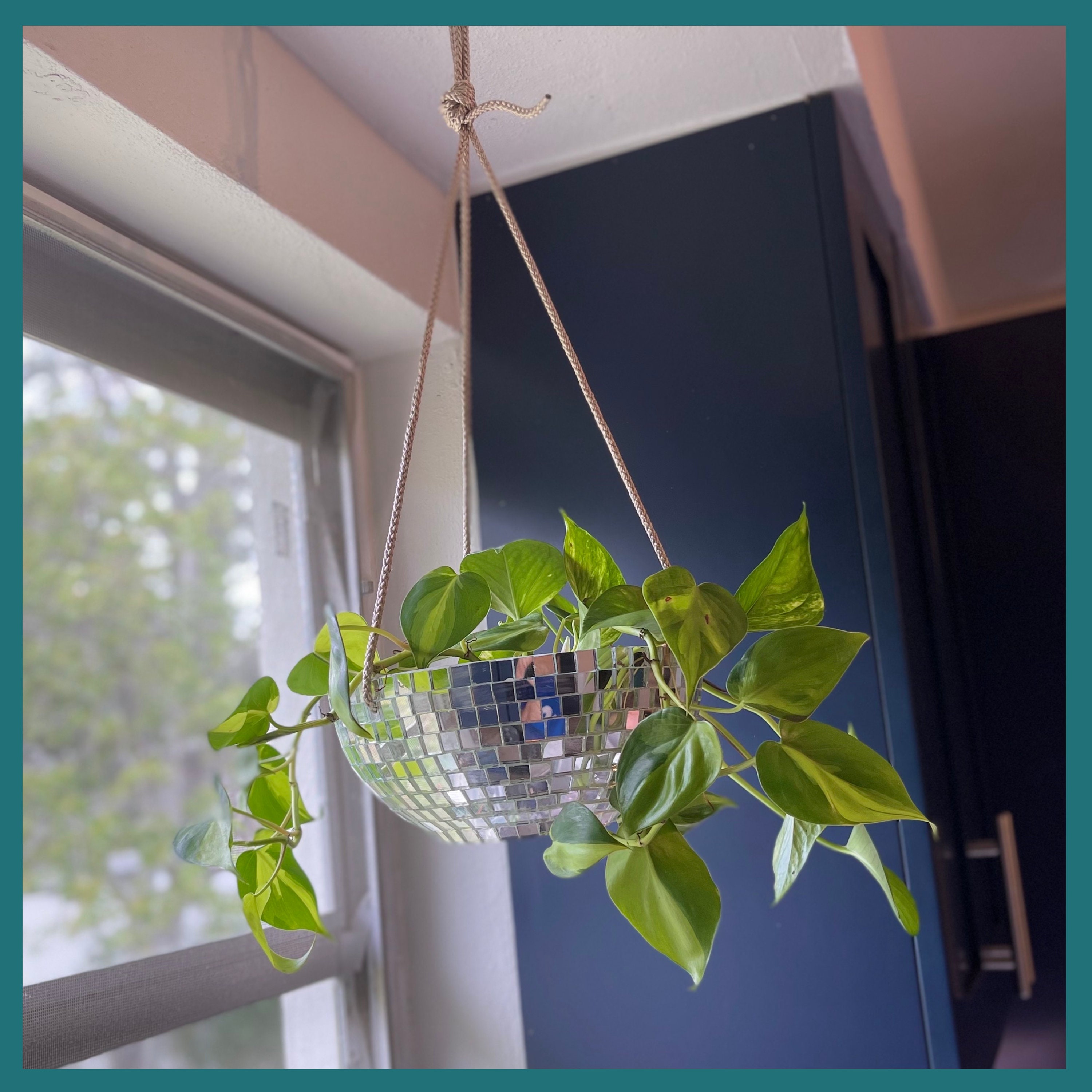 Hanger macrame