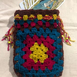 Bolsa de crochet multiusos para juegos de rol, dados, cartas del tarot, monedas, regalos, bolsa de cinturón medieval o cualquier otra cosa que se te ocurra.