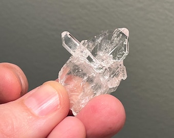 Water-clear lithium-included quartz from Santander department, Colombia!
