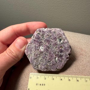HUGE corundum variety ruby with beautiful surface textures from Tanzania!