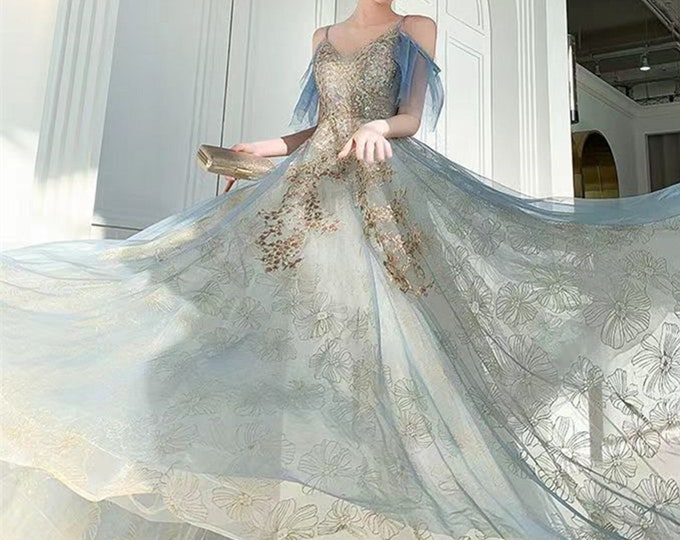 Robe de bal brodée dor brillant, robe de tulle bleue, robes de