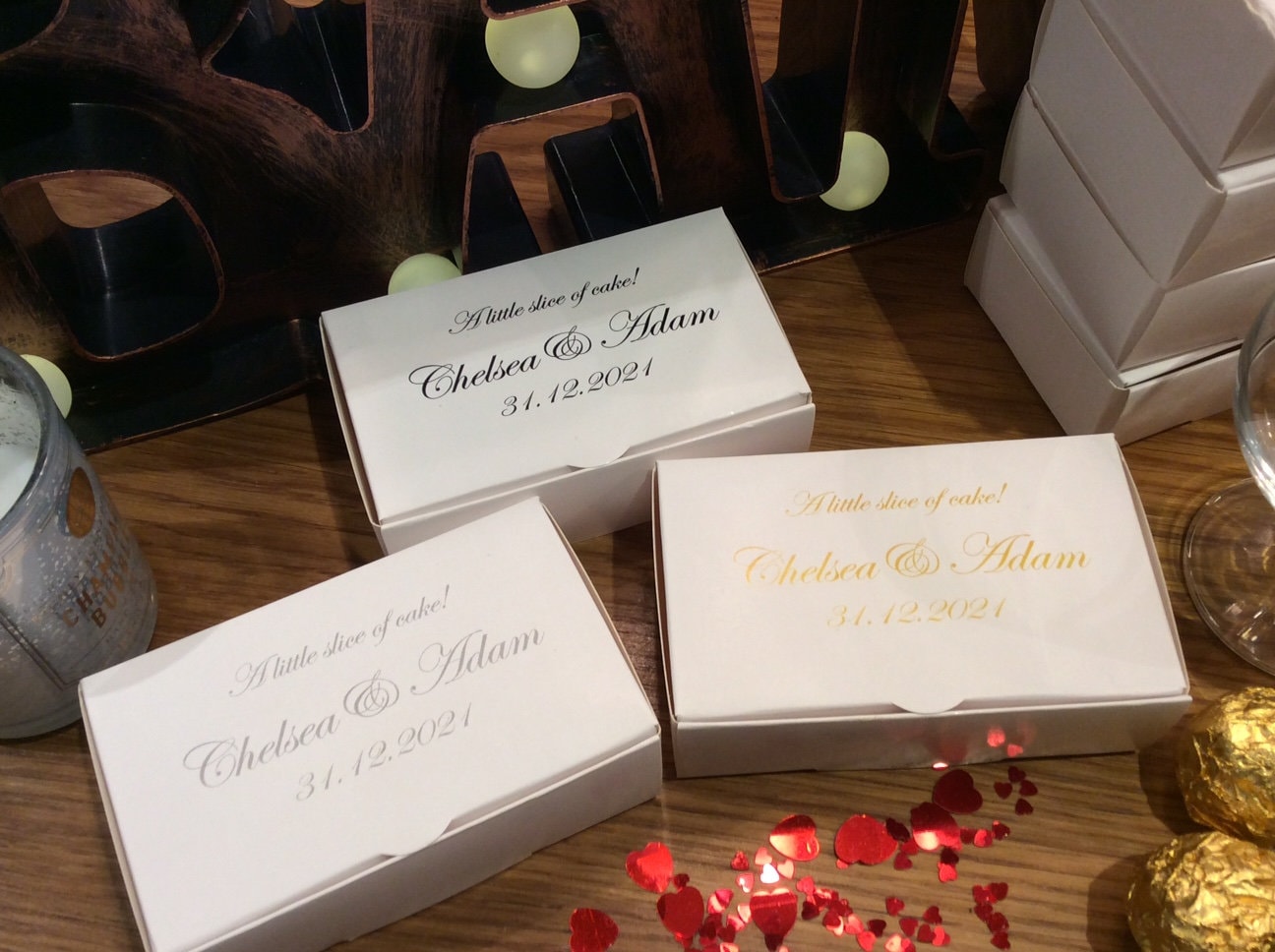 only £16.74 inc del. 45 x PERSONALISED Wedding Favour Cake Boxes 100x60x30mm 