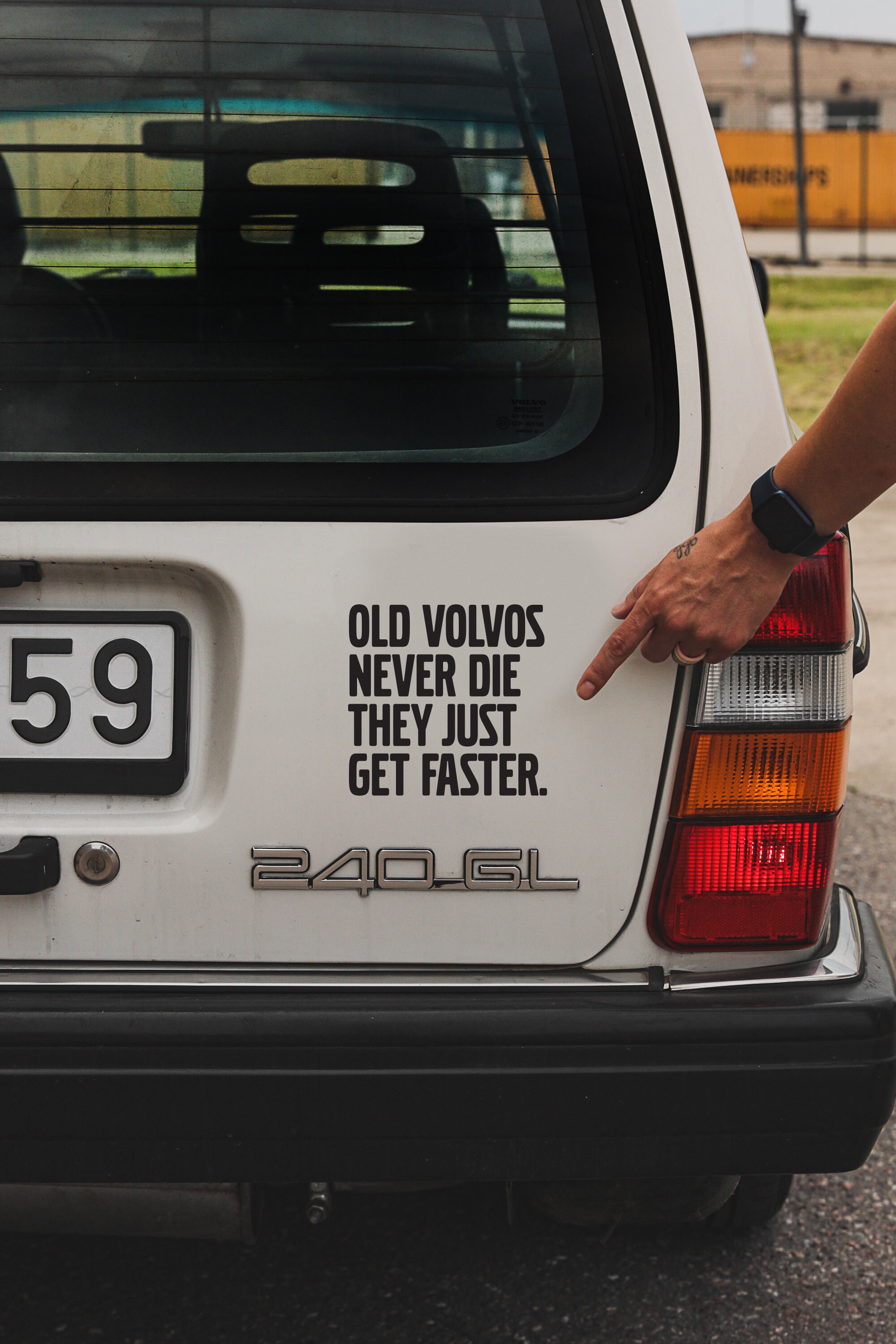 Stickers for Volvo, Volvo Car Sticker, Old Volvos Never Die - Inspire Uplift