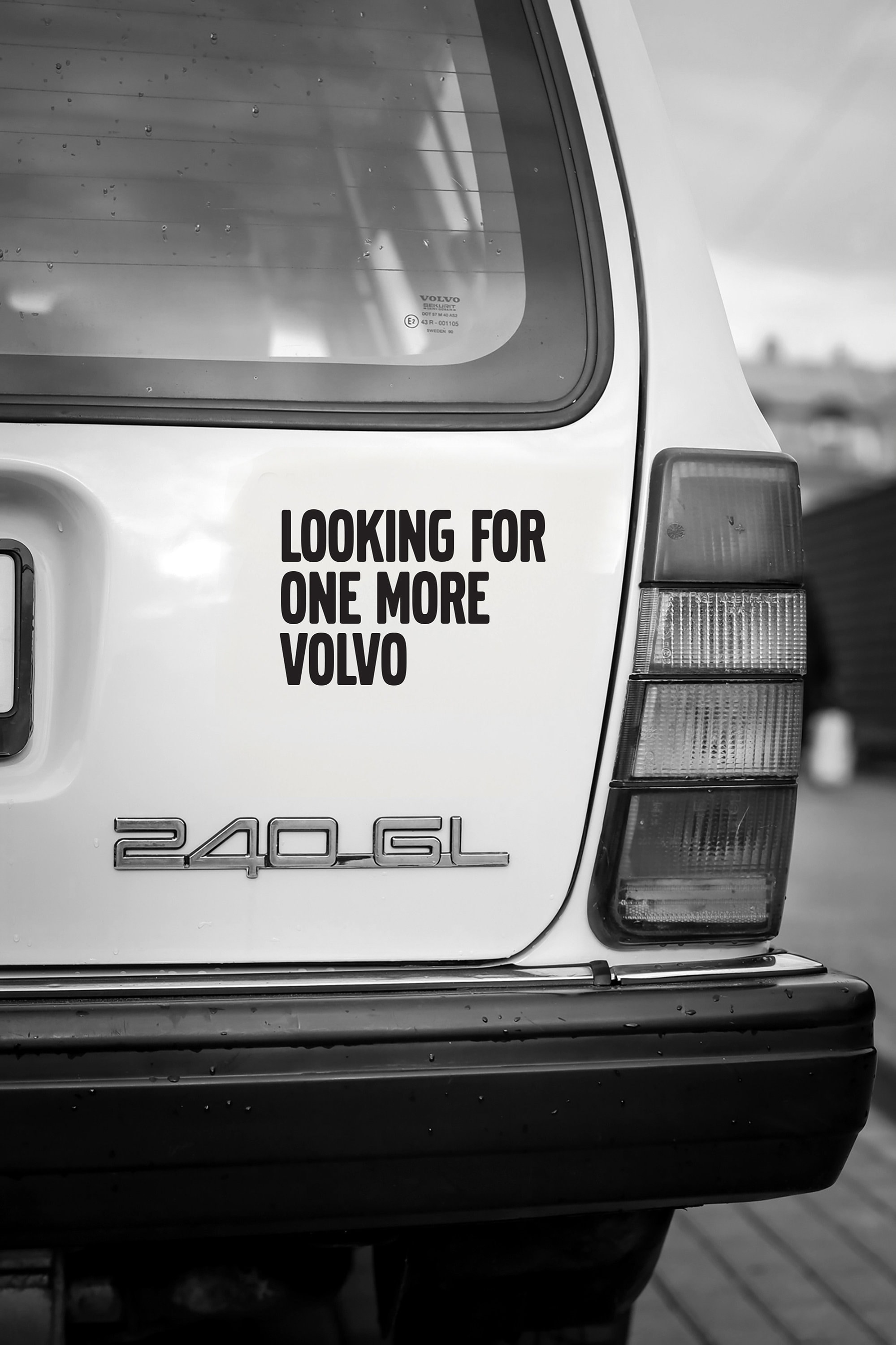 Stickers for Volvo, Volvo Car Sticker, Looking for One More Volvo, Volvo  Car Decal, Vinyl Sticker, Bumper Sticker, New Sticker Rear Window 