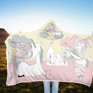 Unicorn &quot;Princess Dreams&quot; Hooded Blanket