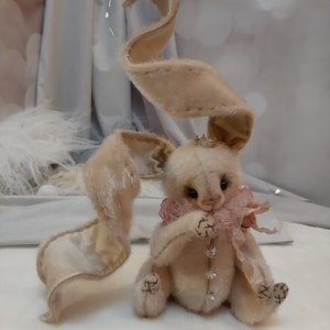 OOAK doll artist rabbit personalized rabbit bunny rabbit figurines toy teddy rabbit bunny doll custom plush rabbit home decore OOAK rabbit