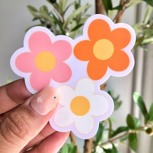 Daisy Bunch Sticker Three Daisies