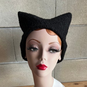 BLACK CAT BOUCLÉ Bonnet cap hood hat 1940s 1950s 1960s Autumn Halloween Winter Pinup Mid-century Inspired Vintage Retro Faux Sheep Fur image 1