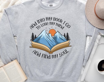 Bookworm Sweatshirt, Reader Crewneck for Her