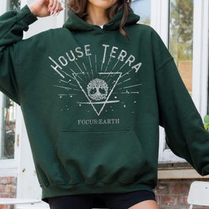 House Terra Sweatshirt, OFFICIALLY LICENSED Zodiac Academy Merch, Vega Twins T-shirt, Focus Earth Hoodie, Caleb Altair SILVER