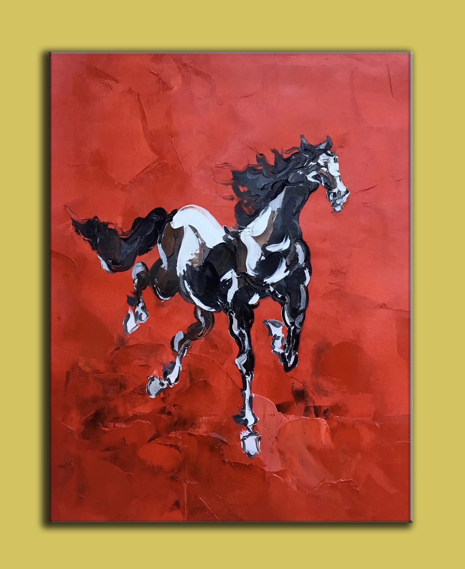 キャンバスに描かれた大きな抽象画、キャンバスに描かれた馬の壁アート