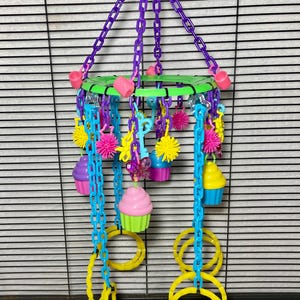 Cupcakes & Pulleys Sugar Glider Toy, sugar bear, pouchmates, bird toy, squirrel, ferret, exotic animal, small animal toy