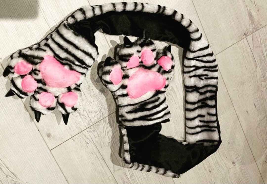 Tiger Paws Animal Print Scarf and Gloves Novelty Kids Scarves - Etsy Tiger Paws Animal Print Scarf and Gloves Novelty Kids Scarves - Etsy