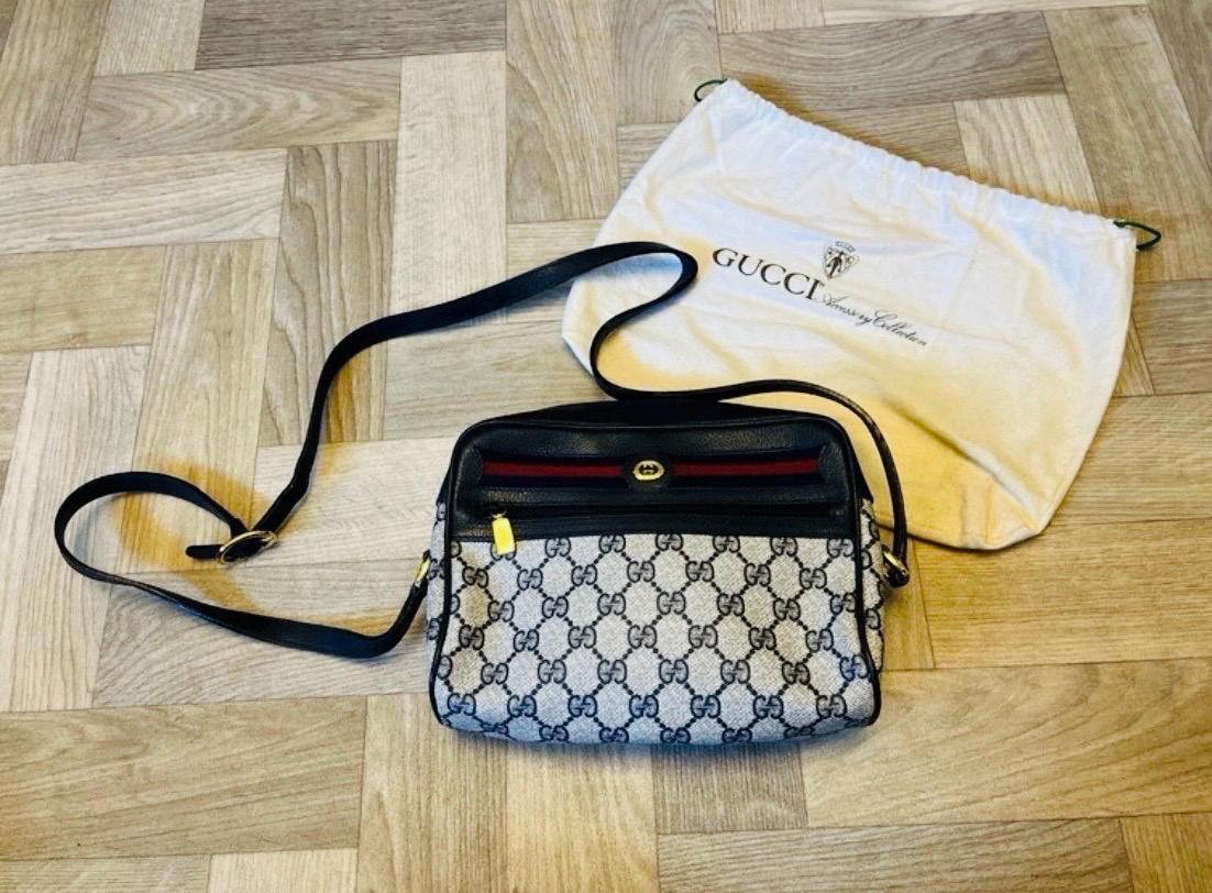 1980年代⭐︎未使用⭐︎GUCCI ヴィンテージ ミニバッグ Gucci Vintage 1980's GG Supreme Monogram Small Crossbody Bag – I