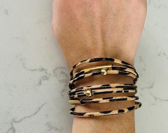 Bracelet multi-jonc imprimé léopard imprimé animal bijoux accessoires cadeaux aimant magnétique cadeau bracelets léopard jonc beige femme