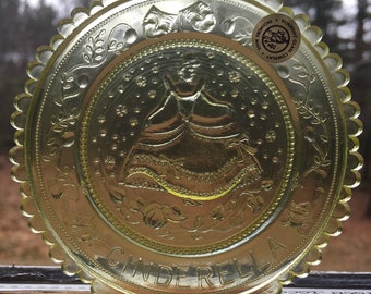 Elegant Coasters Etsy - elegant cinderella princess pairpoint cup plate 173 from harwich jr theatre cape cod massachusetts junior theatre rare yellow vaseline glass