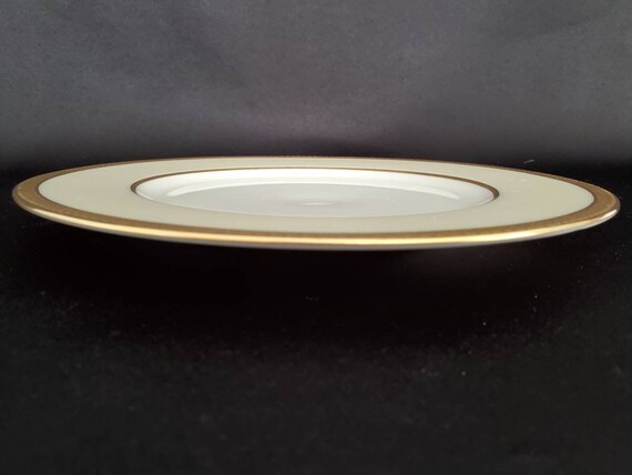 Lenox charger plates top