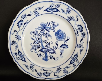 Vintage Blue Danube Dinner Plate: Blue Onion Design, Made in Japan