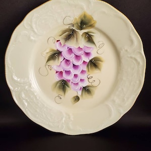 Sanssouci/Ivory/Rosenthal-Continental/Gold Trim/Classic/Dinner Plate/Hand Painted/ Grapes/Display Plate/Cheese Plate