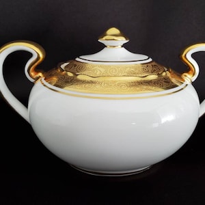 Aynsley/England/Argosy/Bone China/Backstamped/Numbered/Gilded/Sugar Bowl & Lid