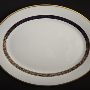 Harlow/Royal Doulton/England/Fine Bone China/Serving Platter/13&quot; Oval Platter