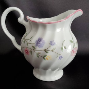 Summer Chintz by Johnson Brothers/Made in England Backstamp/Milk Jug/Small Pitcher/10oz Creamer