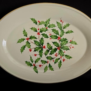 Lenox/Presidential/Special/Holiday Platter/Holly & Berries/Gold Trim/USA/Oval Platter/16&quot; Platter