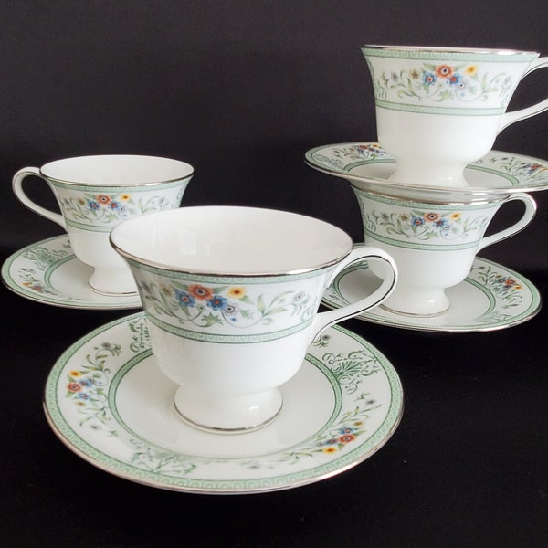 Set of 4/Agincourt Green/Wedgwood/England/Bone China/Teacups/Footed Cup & Saucer Sets, Service for 4