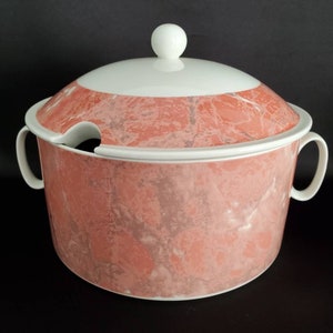 Siena/Villeroy & Boch/Luxembourg/Superior Porcelain/Soup/Bowl/Serving Dish/8&quot; Tureen and Lid