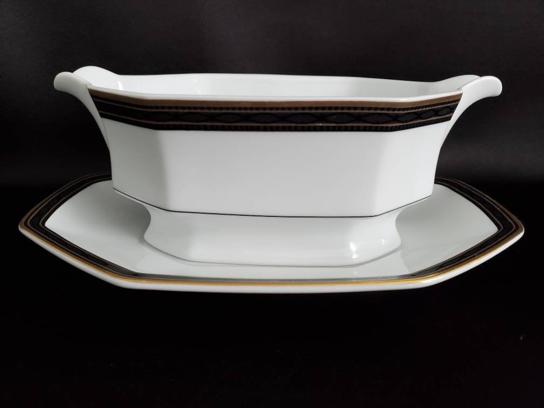 Christopher Stuart/black Dress/fine China/sauce Boat/gravy Boat With Underplate