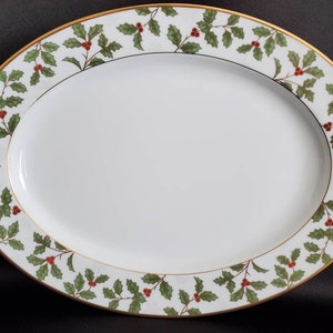 Holly & Berry Gold/Legendary/Noritake/Christmas/Holiday/Platter/13&quot; Oval Serving Platter