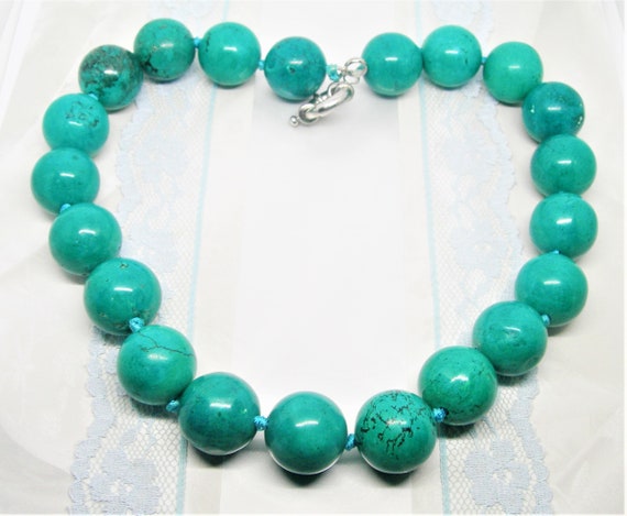 Chunky Turquoise necklace with large round beads - image 7