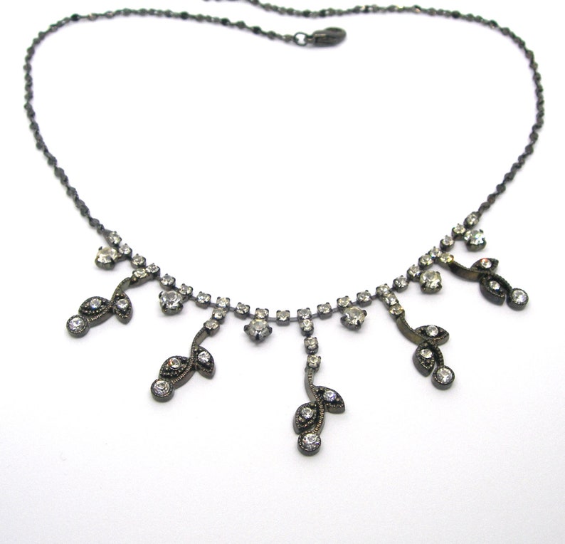Rhinestones,Sparkling bib necklace vintage,adjustable