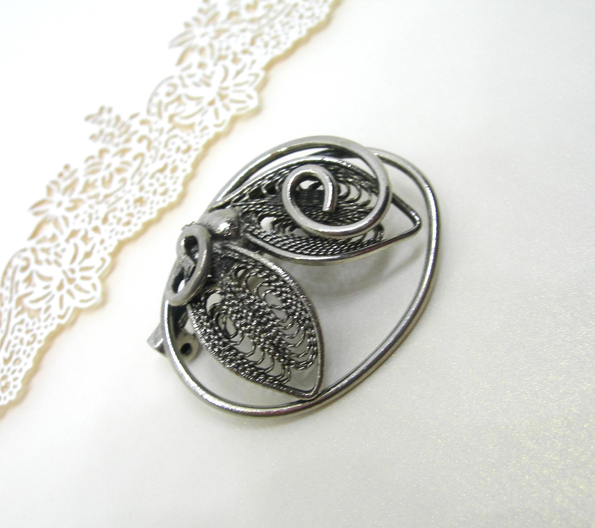 Vintage FILIGREE BROOCH Silver Alloys Etsy Canada