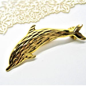 9 carat GOLD BROOCH A DELPHINE vintage