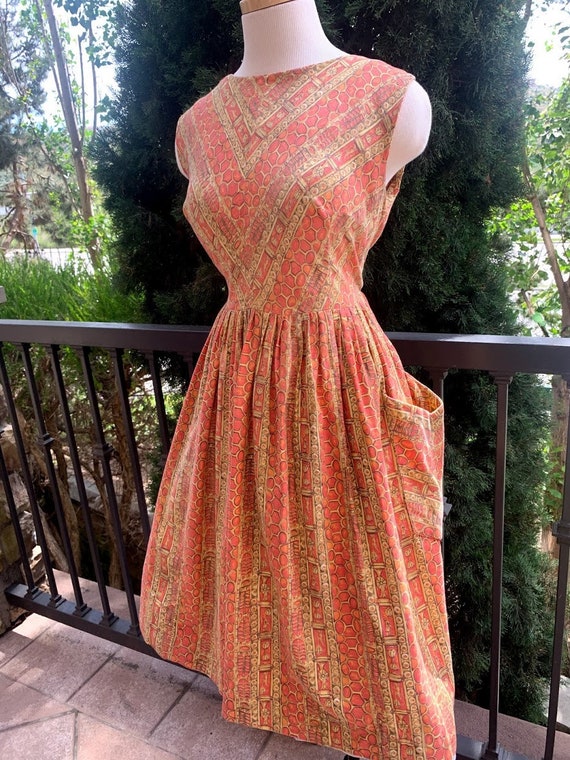 Vintage 1950's Novelty Print Dress