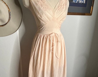 Vintage Vanity Fair Nightgown/Slip