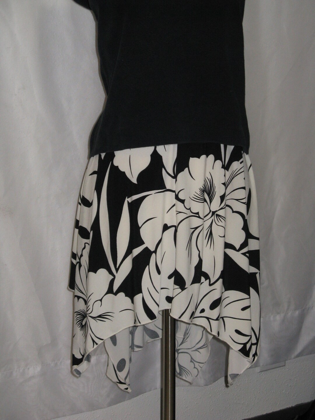 Black White Floral Handkerchief Hem Skirt - Etsy