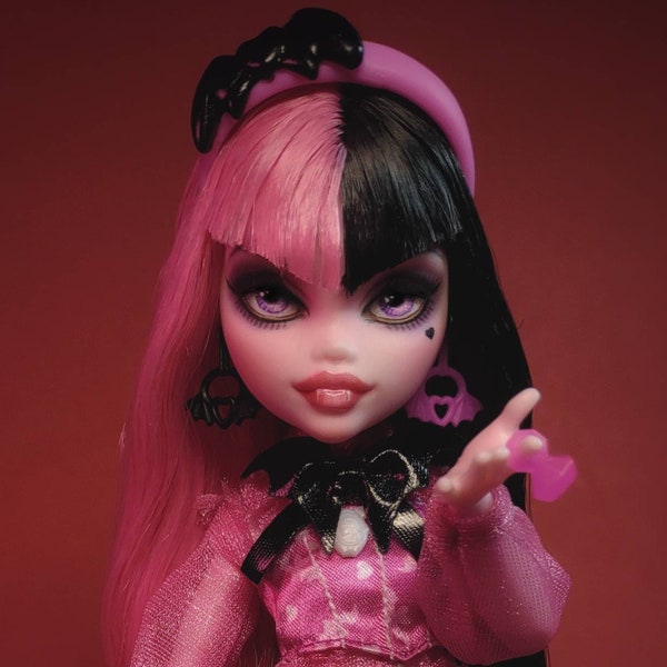 OOAK custom Monster High doll repaint Draculaura G3 Ever After vampire goth bjd barbie