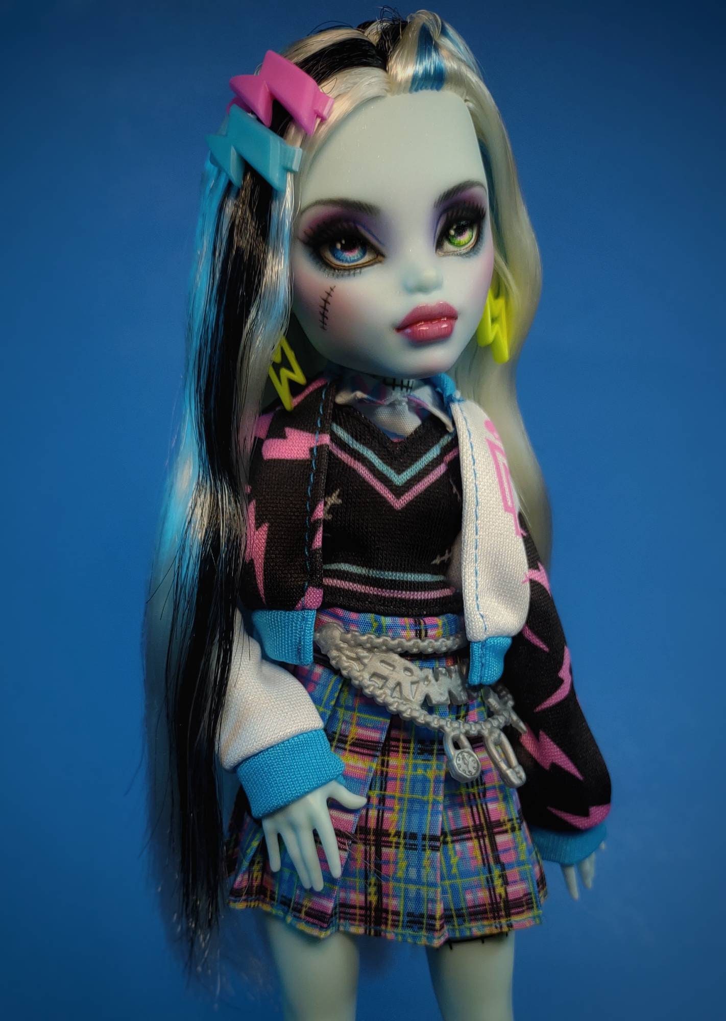 OOAK Custom Monster High Doll Repaint Frankie Stein G3 Ever After ...