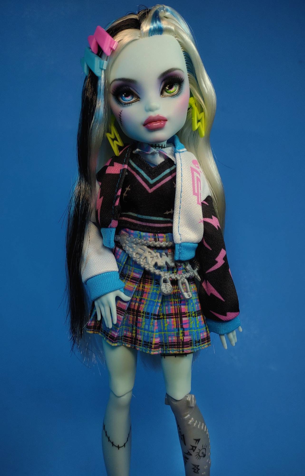 OOAK Custom Monster High Doll Repaint Frankie Stein G3 Ever After ...