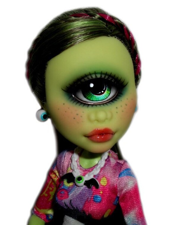 monster high iris clops doll